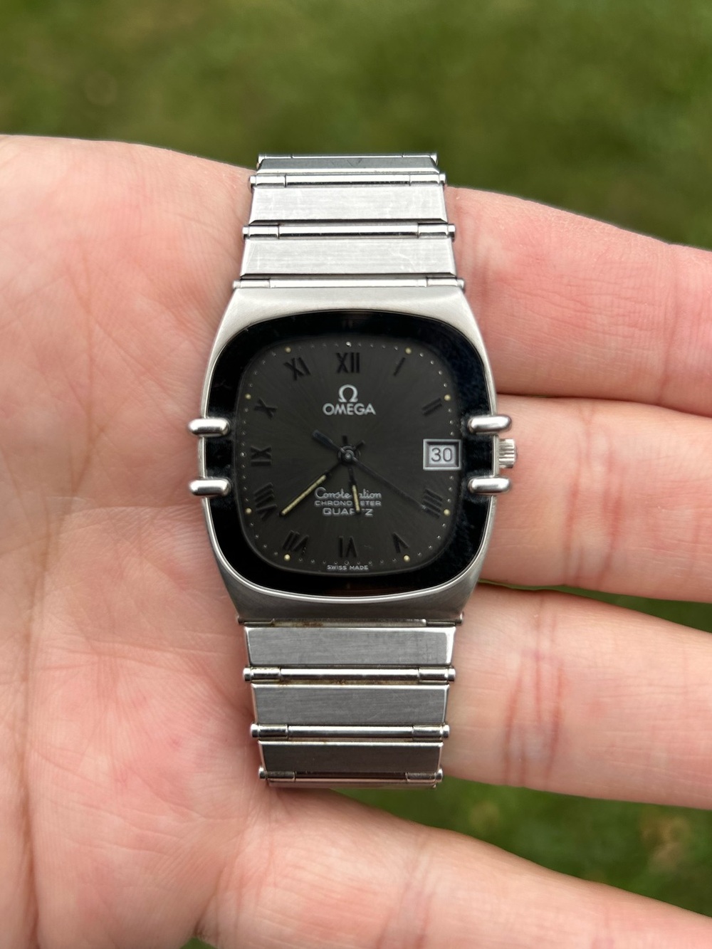 Vintage Omega Constellation Manhattan Quartz Chronometer